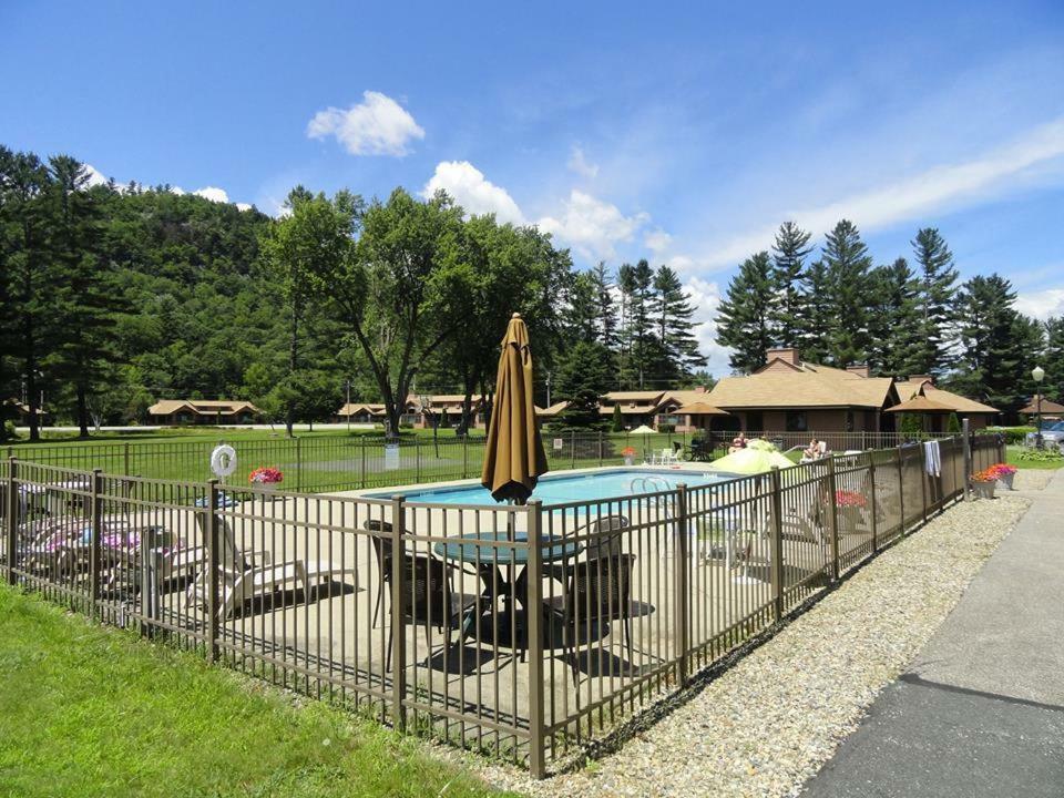 Jack O'Lantern Resort Lodging Woodstock Eksteriør bilde
